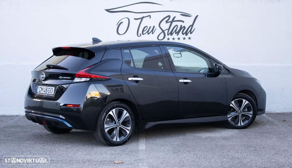 Nissan Leaf 40 kWh Tekna — photo 2