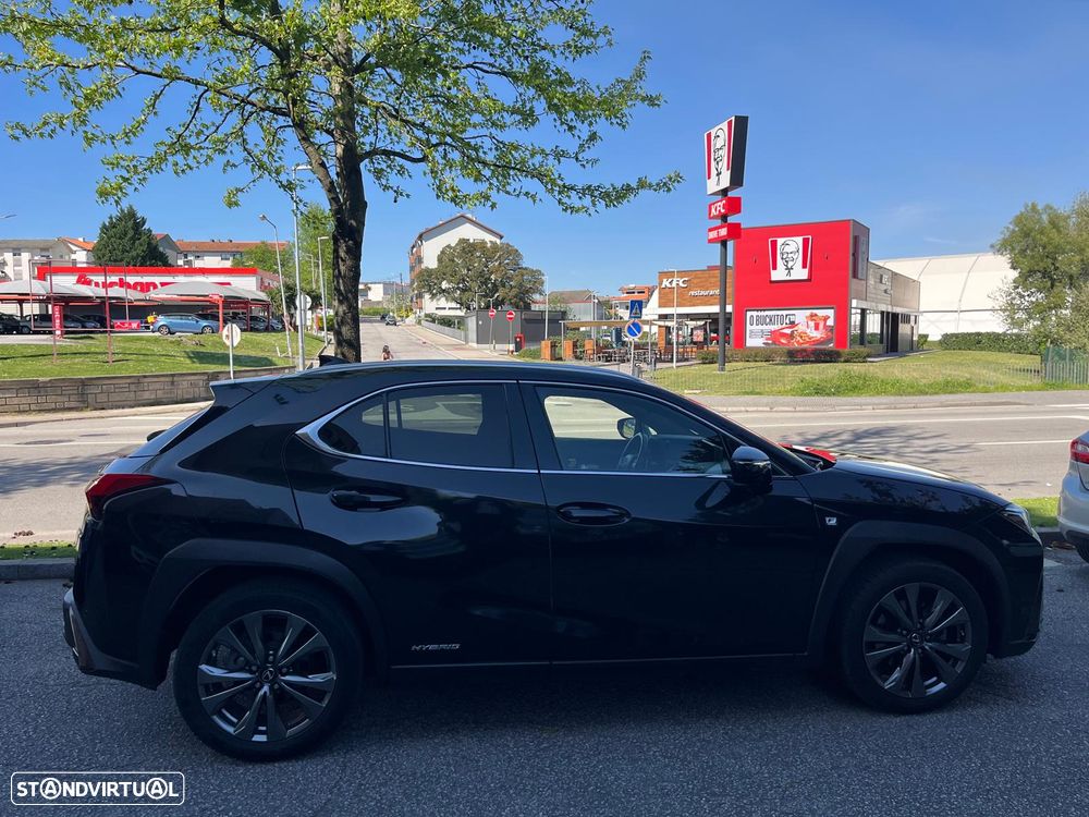 Lexus UX 250h F Sport - 13