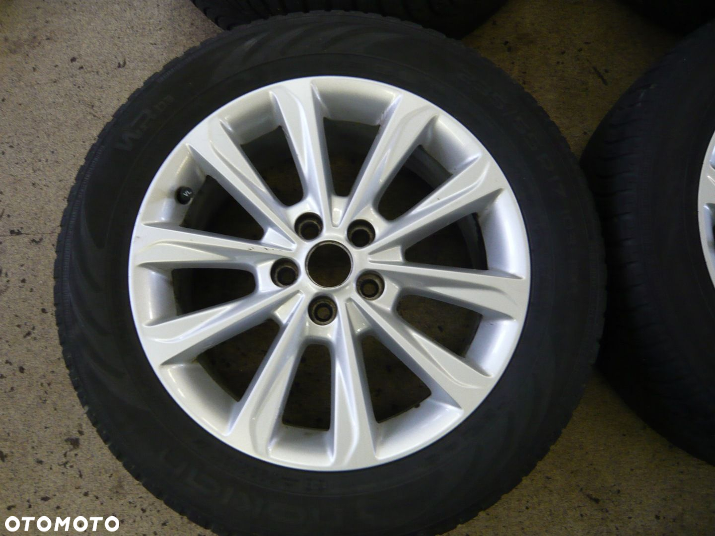17 Ford Kuga II 5x108 Oryginał 235/55 R17 ZIMOWE - 2