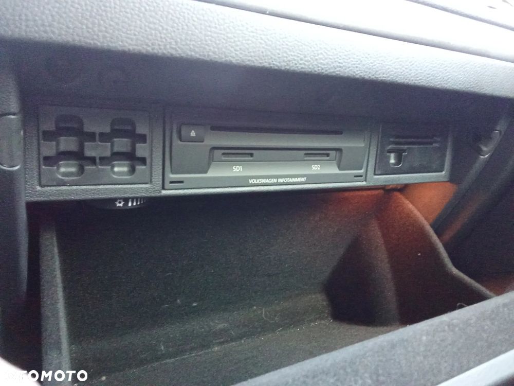 Volkswagen Golf - 17