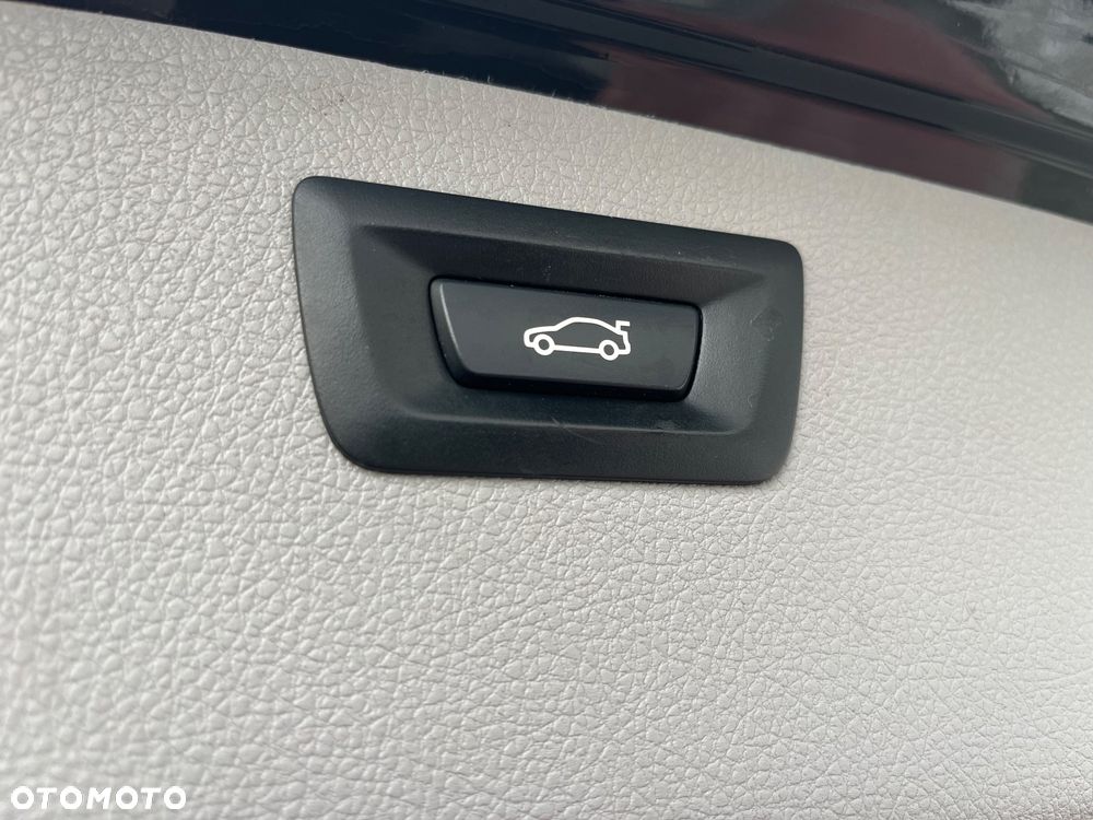 BMW Seria 3 318d - 20