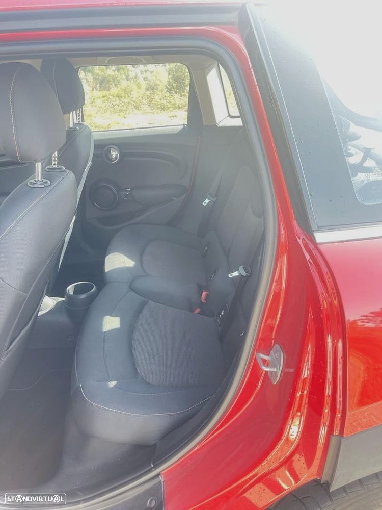 MINI 5 Portas One D - 16