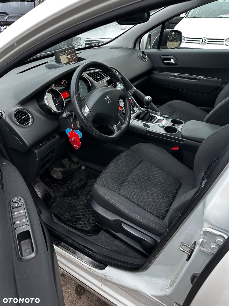 Peugeot 3008 1.6 BlueHDi Style S&S - 15