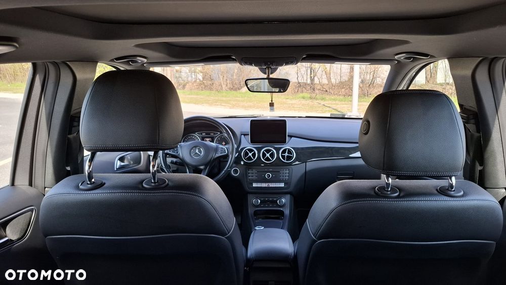 Mercedes-Benz Klasa B 250 7G-DCT Urban - 10