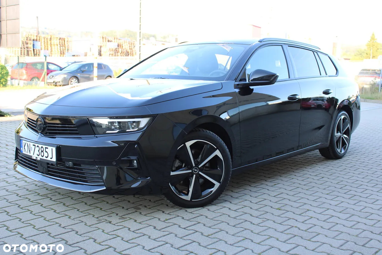 Opel Astra Sports Tourer 1.2 Turbo Automatik GS - 2