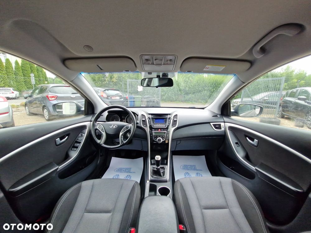 Hyundai i30 1.6 GDI Comfort - 27