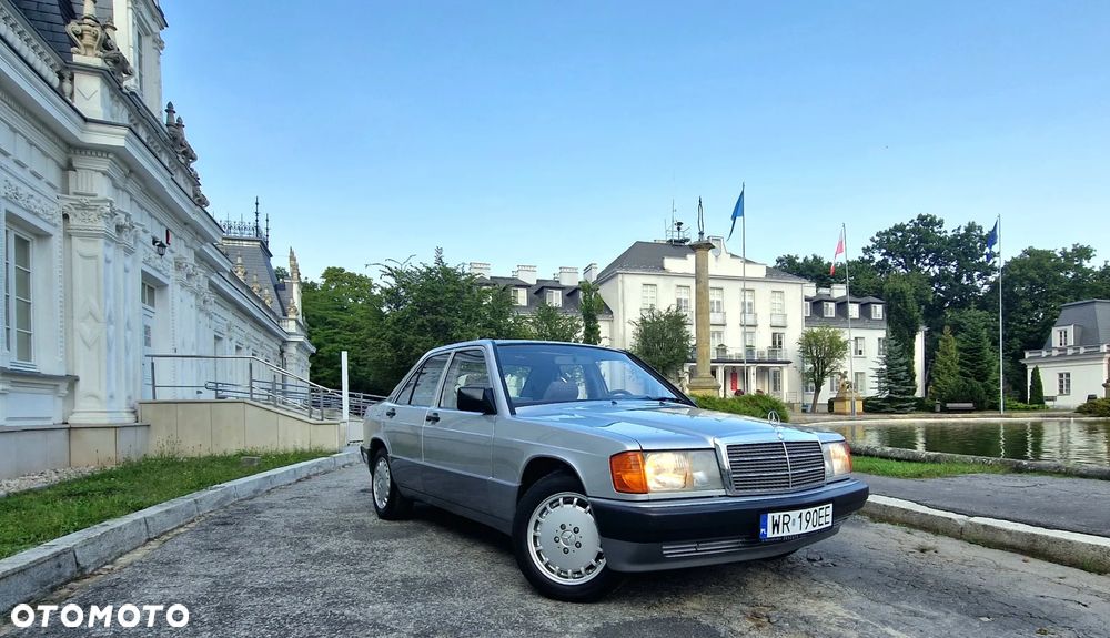 Mercedes-Benz W201 (190) - 16