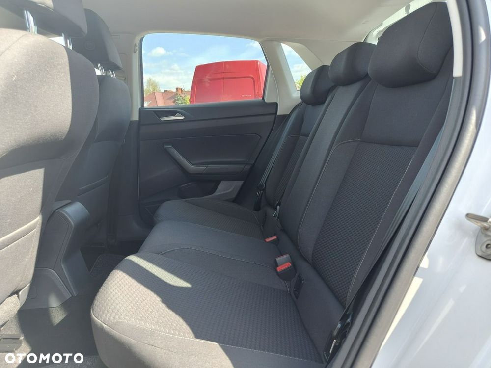 Volkswagen Polo 1.6 TDI SCR Trendline - 24