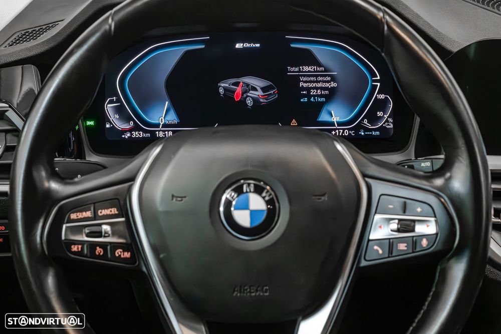 BMW 330 e Aut. Luxury Line - 16