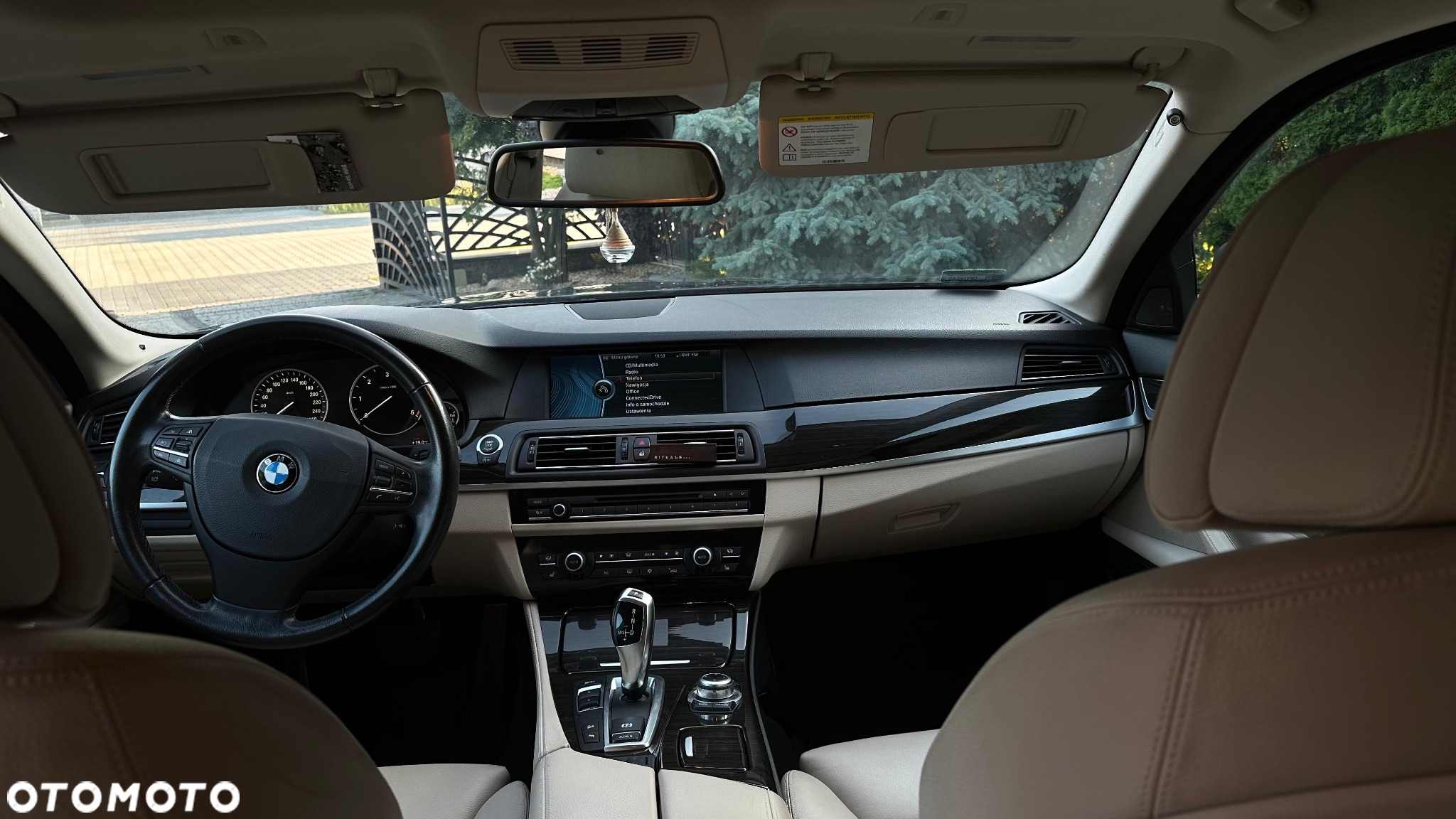 BMW Seria 5 530d xDrive - 18