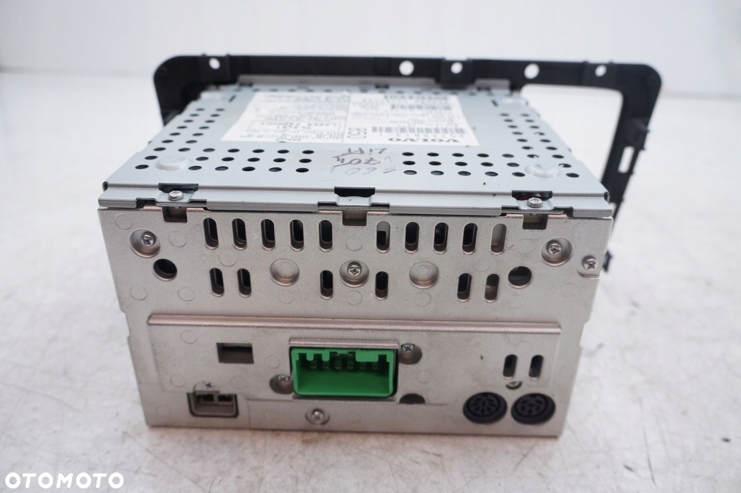 VOLVO XC70 II S60 I V70 II RADIO RADIOODTWARZACZ CD 30745813 HU-850 - 2