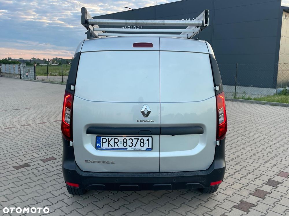 Renault Express - 6