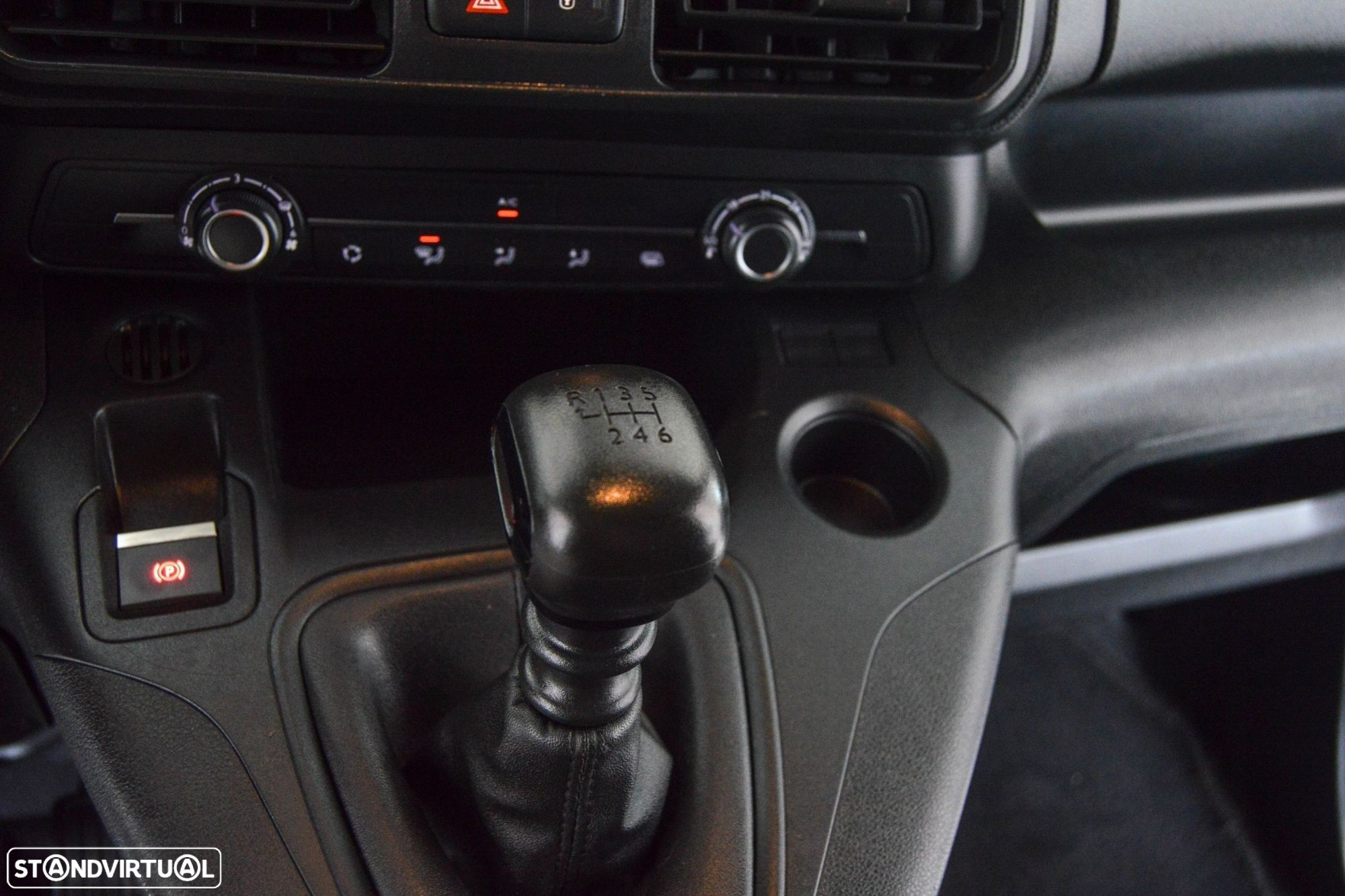 Peugeot Partner 1.5 BlueHDi Premium Standard - 40