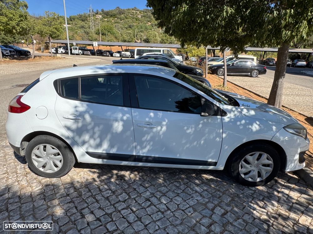 Renault Mégane 1.5 dCi Confort - 3