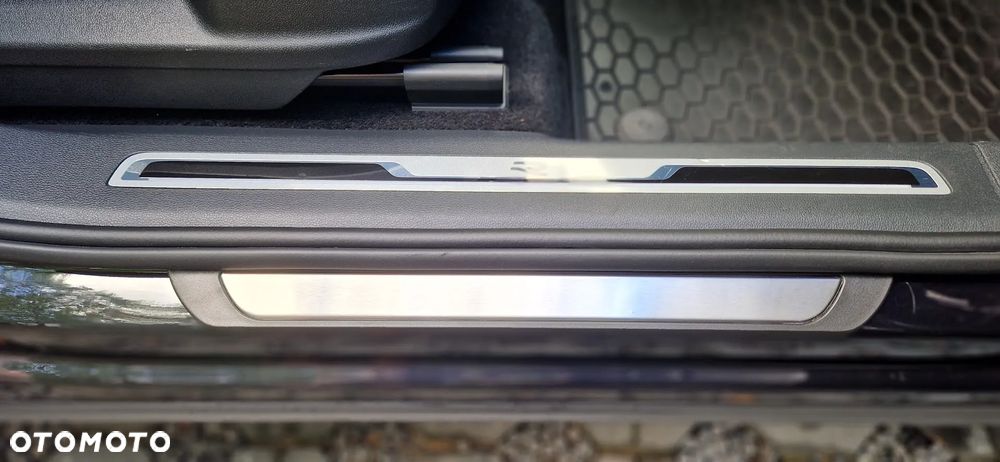 Volkswagen Tiguan 2.0 TDI SCR 4Mot R-Line DSG - 28