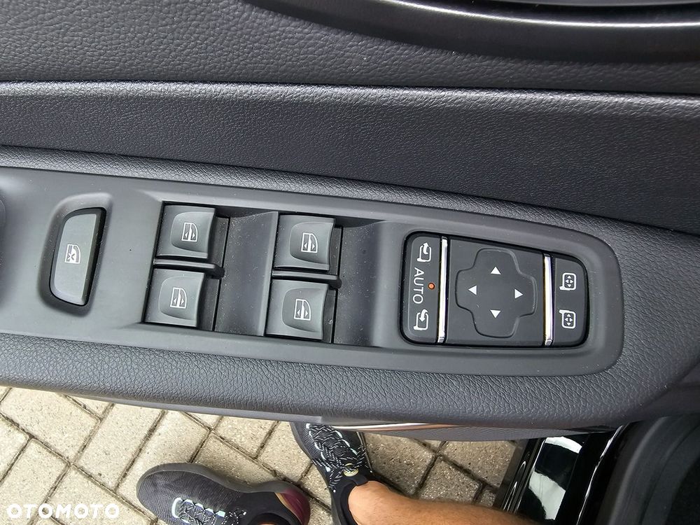 Renault Captur ENERGY TCe 90 Experience - 37