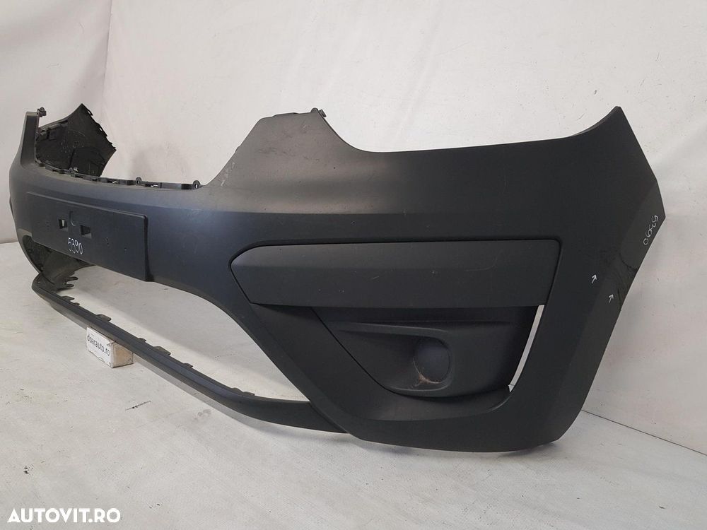 Bara fata Renault Express dupa 2021 - 4