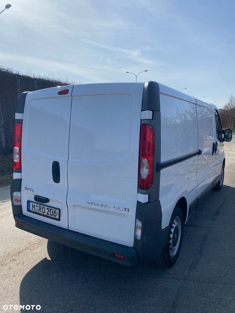 Opel Vivaro - 5