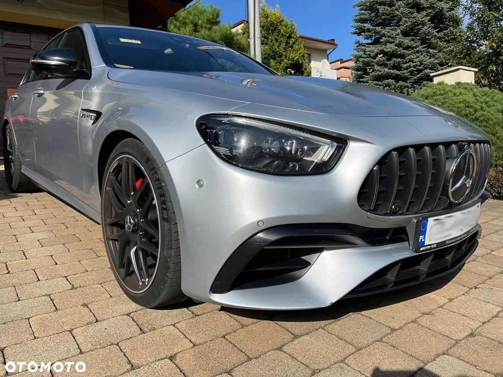 Mercedes-Benz Klasa E AMG 63 S 4-Matic+ - 4