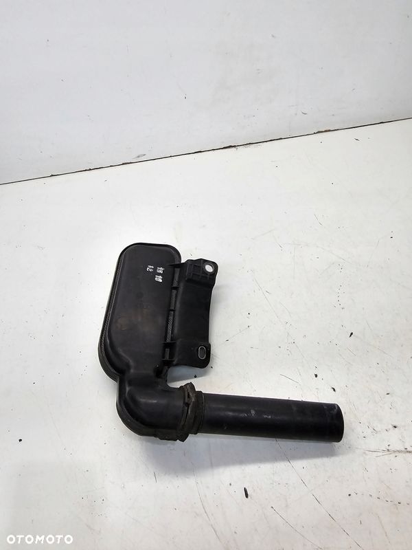 WLEW PŁYNU DO SPRYSKIWACZY AUDI Q5 8R 8R0955452A - 4