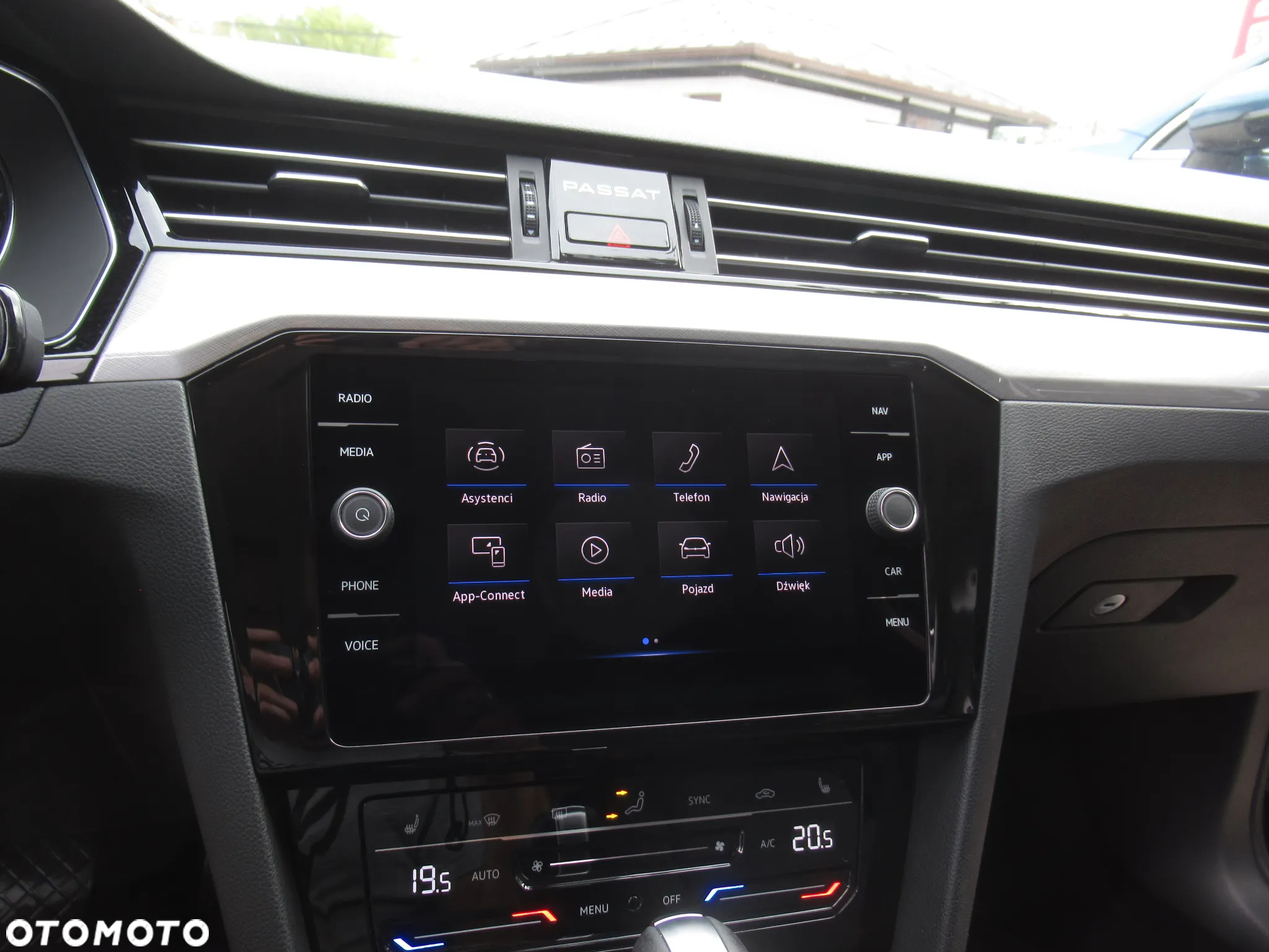 Volkswagen Passat 2.0 TSI Business DSG - 18