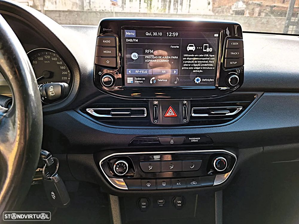 Hyundai i30 SW 1.6 CRDi Style - 31