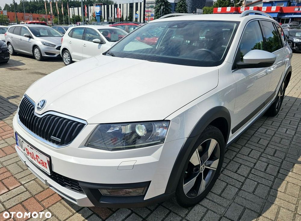 Skoda Octavia 2.0 TDI 4x4 DSG Scout - 4
