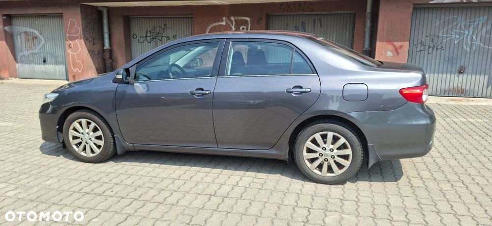 Toyota Corolla 1.6 Premium - 3