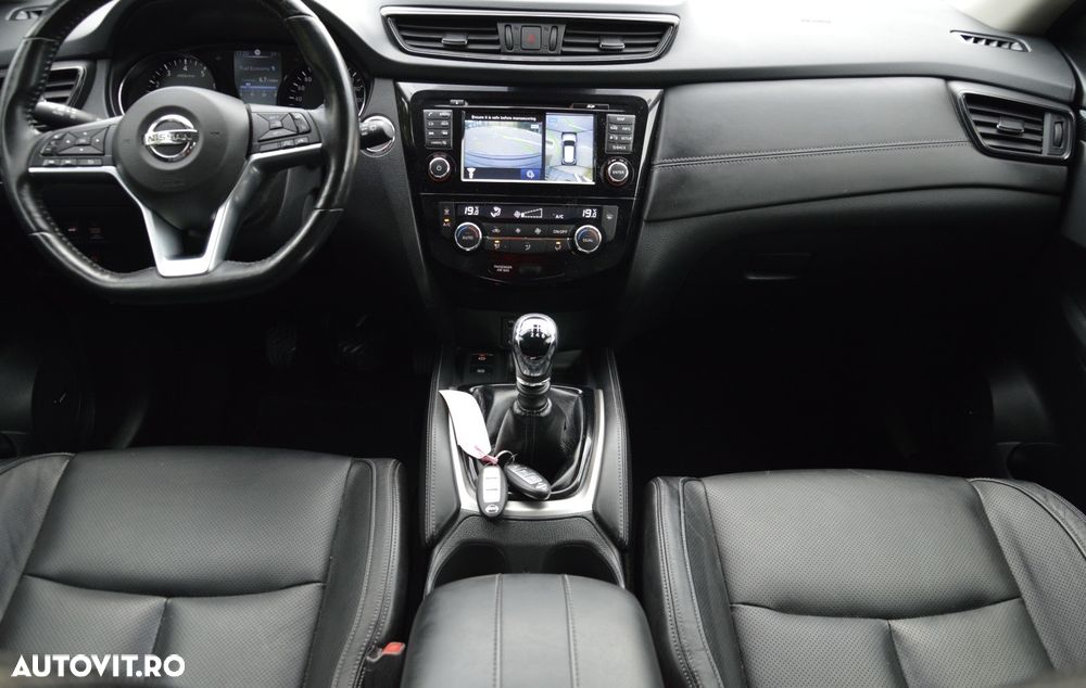 Nissan X-Trail 1.6 DIG-T Tekna - 4