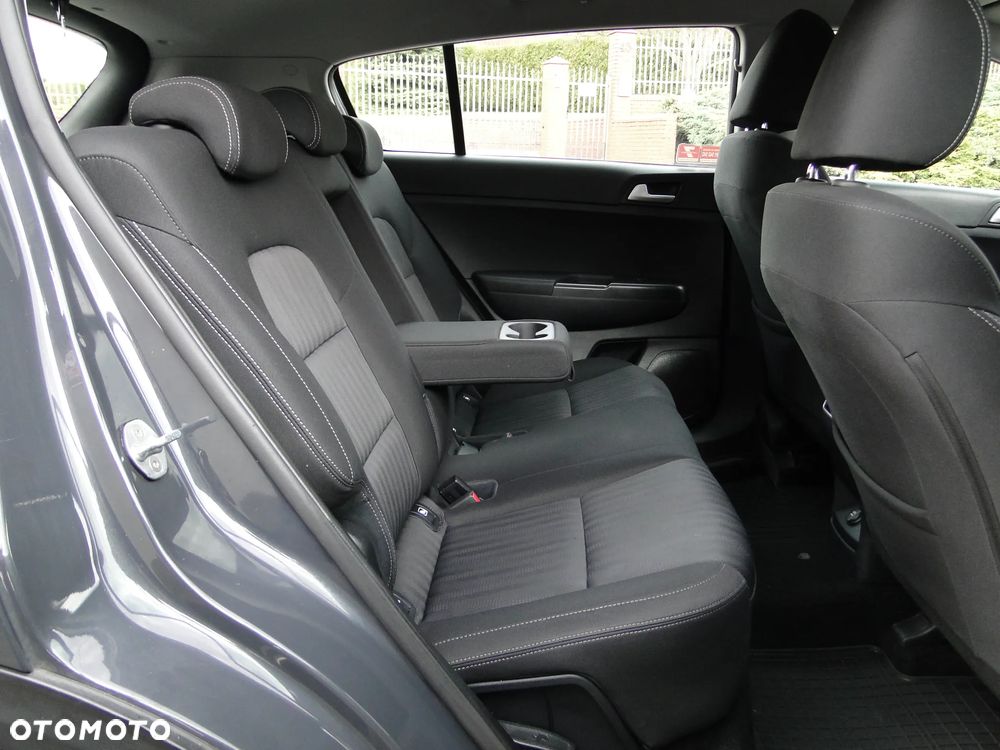 Kia Sportage 1.6 GDI M 2WD - 29