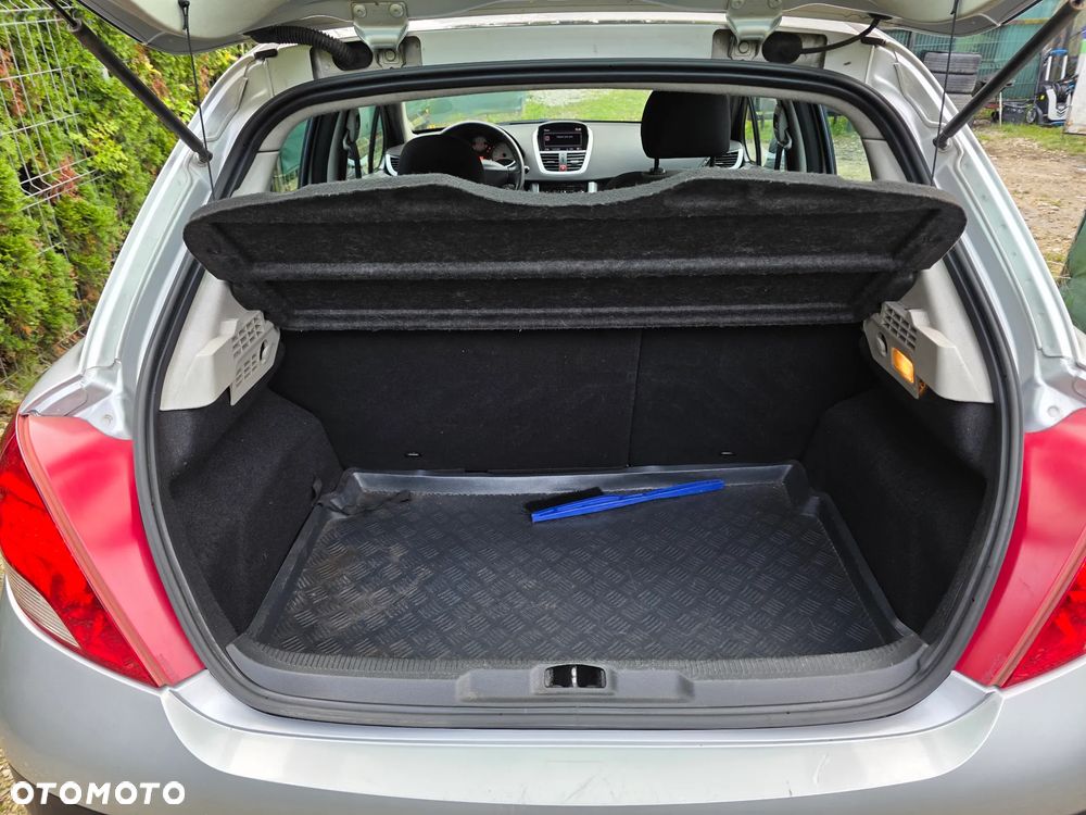 Peugeot 207 1.4 Trendy - 9