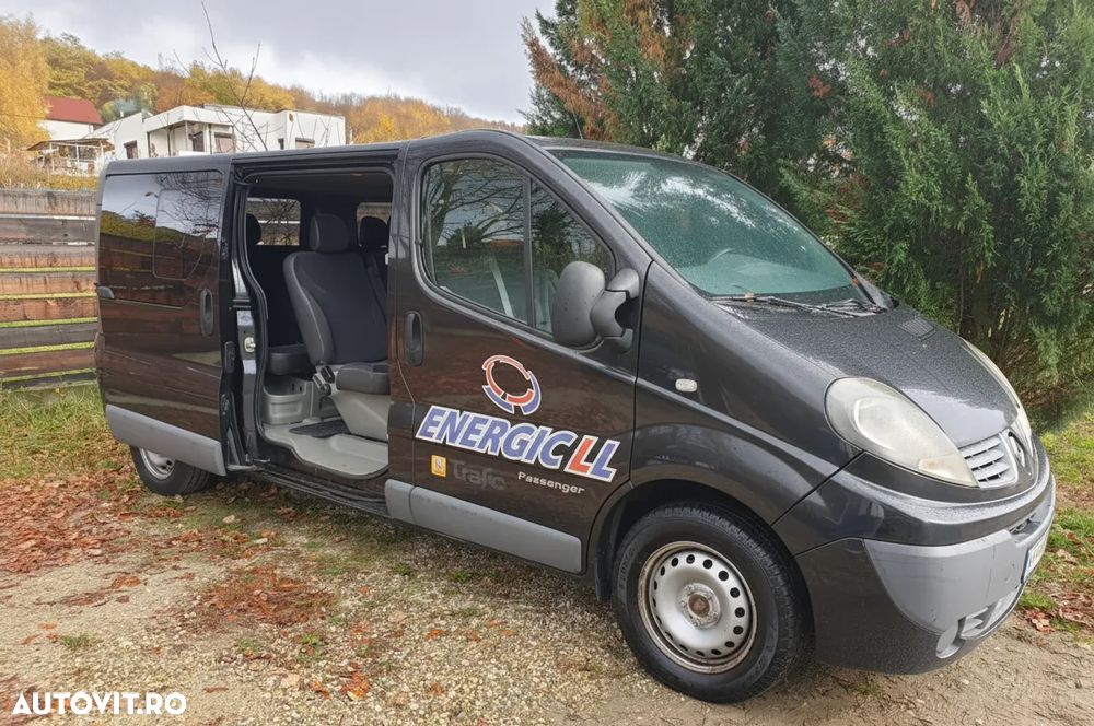 Renault Trafic - 2