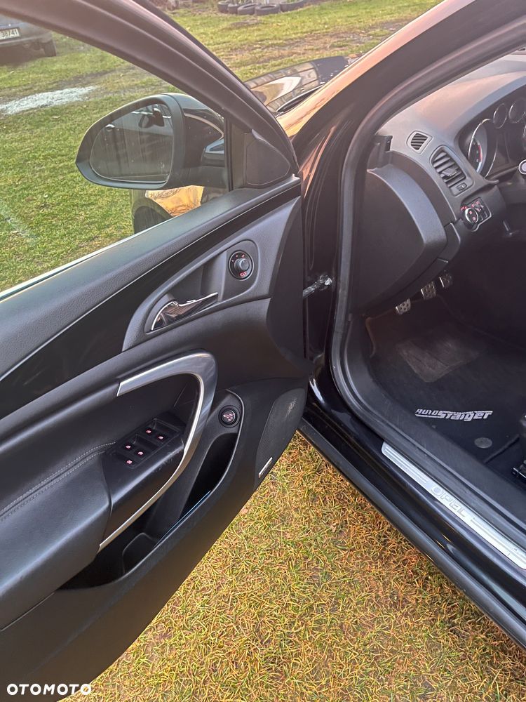 Opel Insignia 2.8 Turbo 4x4 Sport - 16