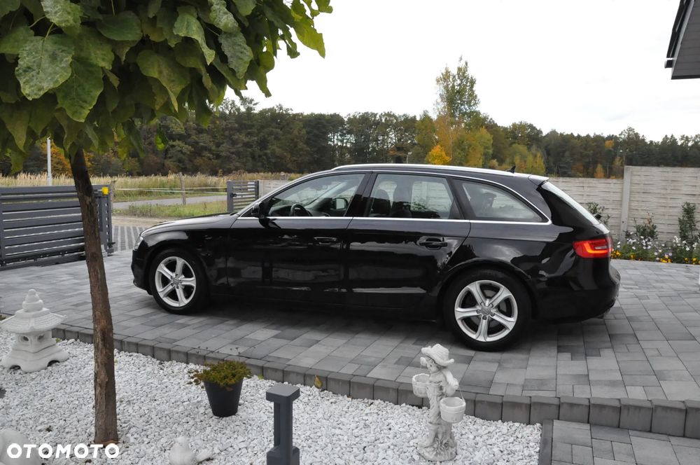 Audi A4 Avant - 11