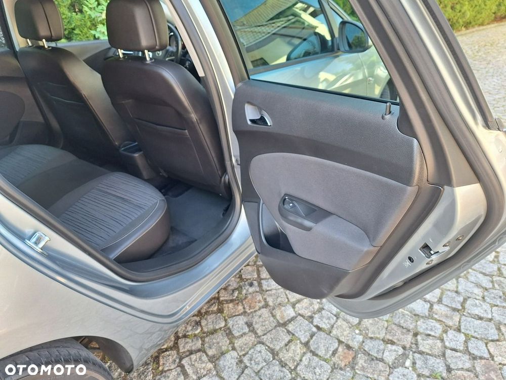 Opel Astra 1.4 T Edition 150 - 19