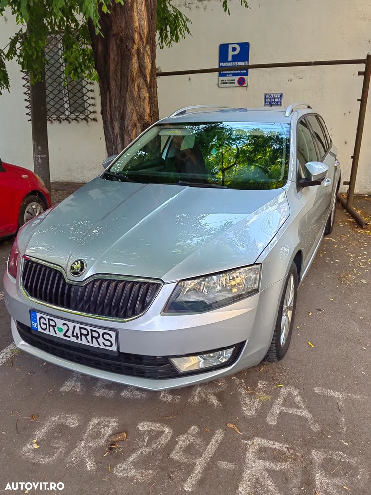 Skoda Octavia Combi 2.0 TDI (Green tec) DSG Style - 1