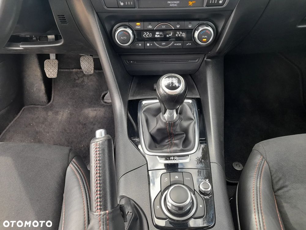 Mazda 3 SKYACTIV-G 120 NAKAMA - 17
