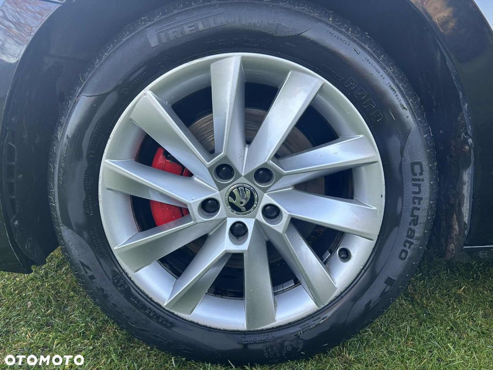 Skoda Superb 2.0 TDI Ambition - 13