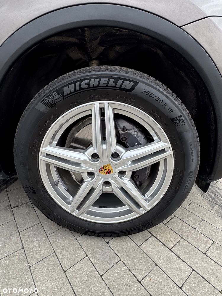 Porsche Cayenne Tiptronic S - 39