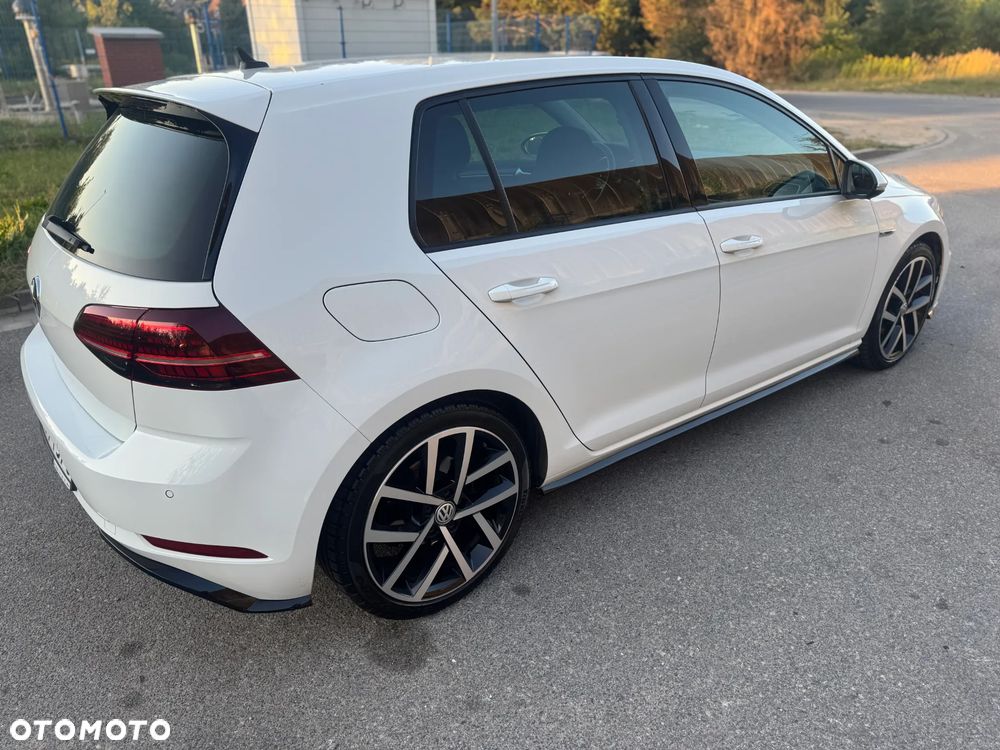 Volkswagen Golf 1.4 TSI BMT Highline - 14