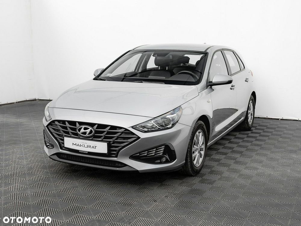 Hyundai i30 1.5 DPI Classic + - 3