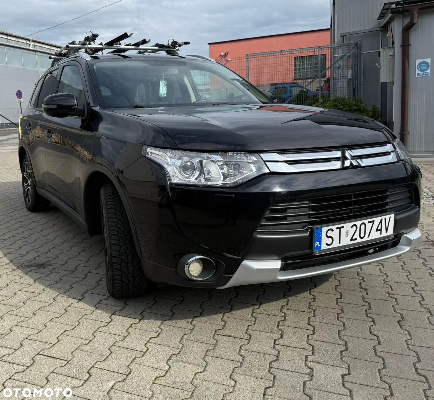 Mitsubishi Outlander 2.2 DID Intense - 2