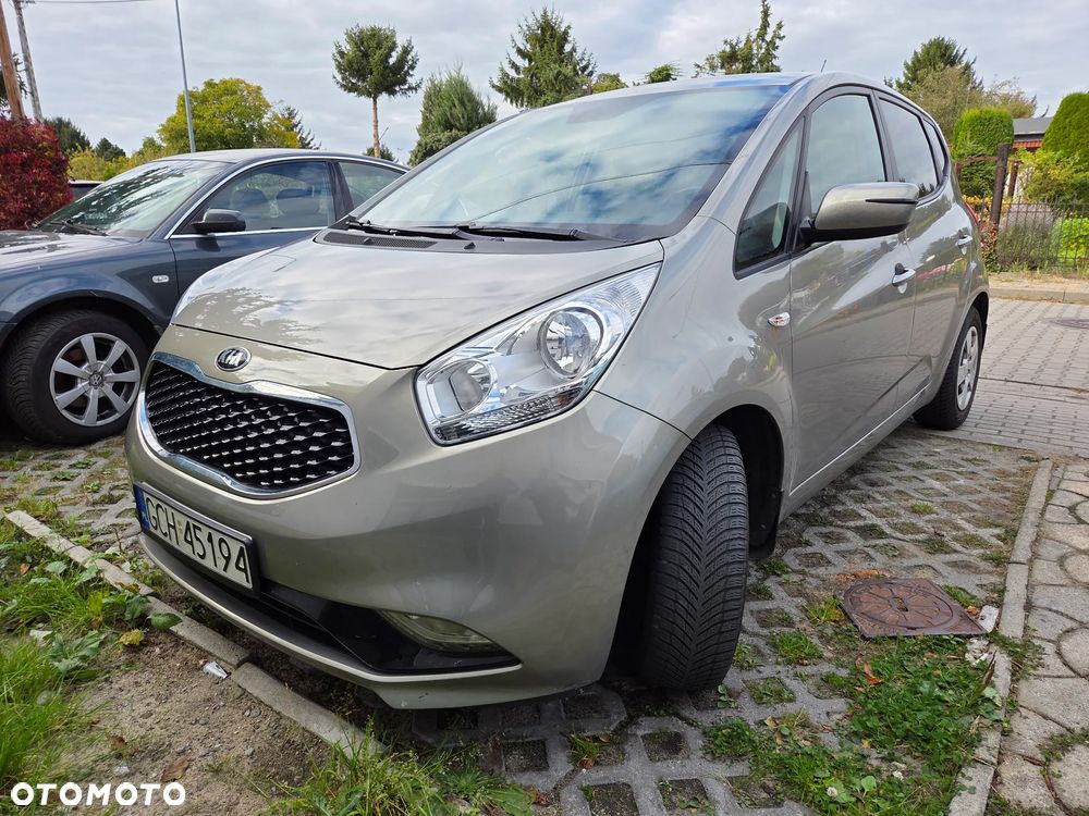 Kia Venga 2015 photo 3