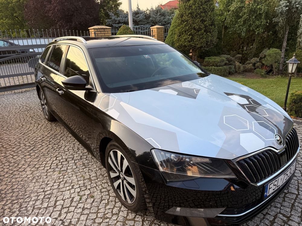 Skoda Superb 2.0 TDI DSG Premium Edition - 1