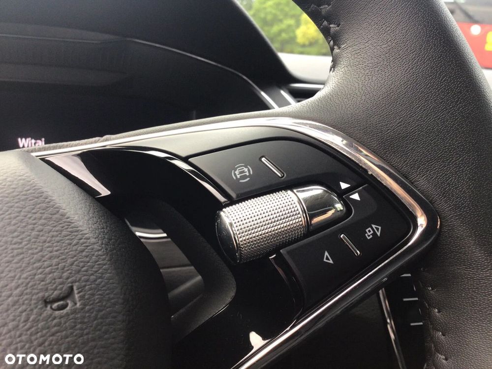 Skoda Superb 2.0 TDI SCR Style DSG - 19