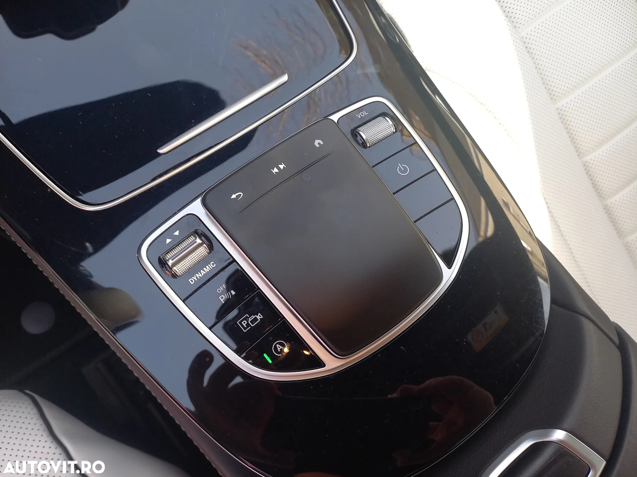 Mercedes-Benz CLS 450 MHEV 4MATIC Aut - 23