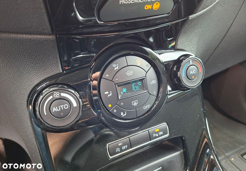 Ford Fiesta - 26