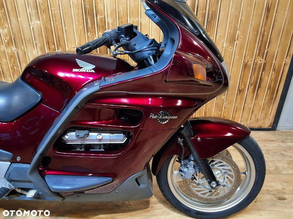 Honda ST - 2