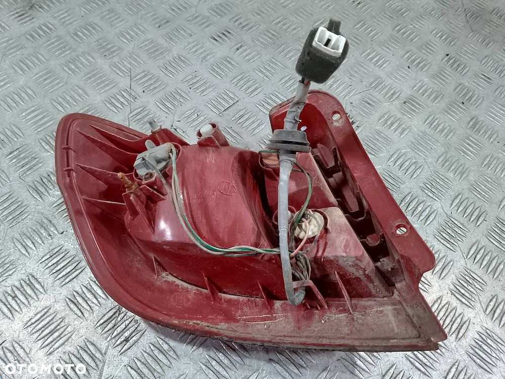 LAMPA TYLNA PRAWA HYUNDAI GETZ 92402-1C5XX HATCHBACK - 4