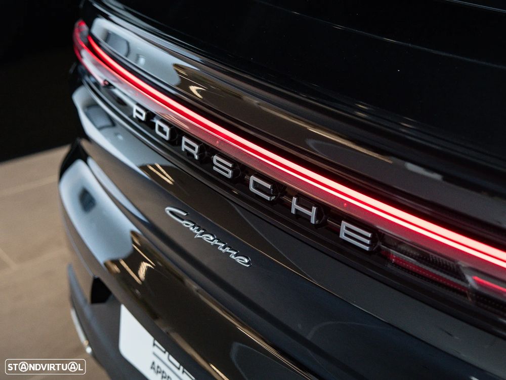 Porsche Cayenne Coupé E-Hybrid - 19